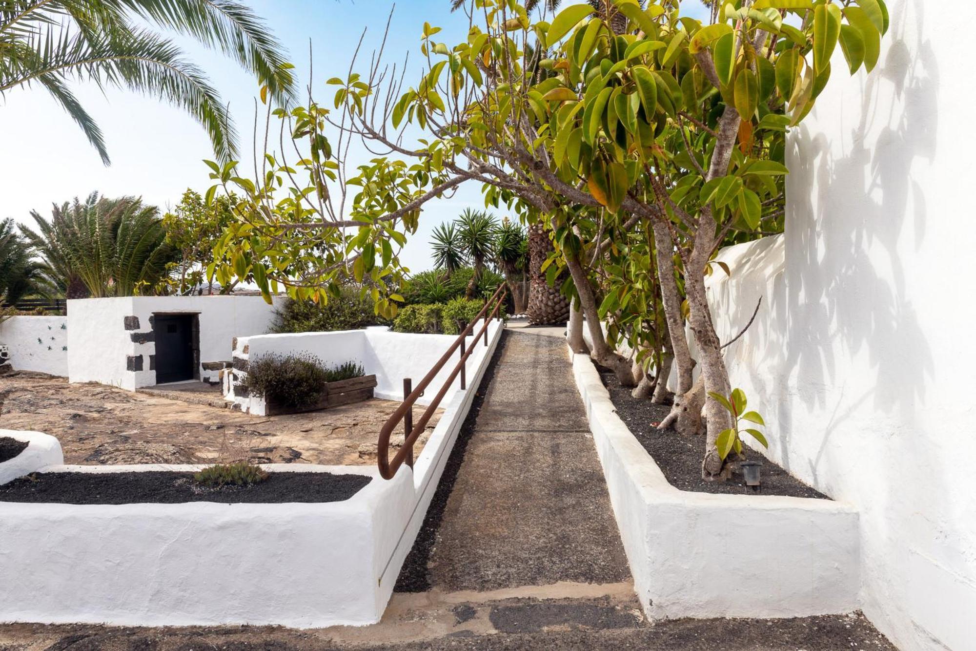 Hotel Caserio De Mozaga - Rural 4*